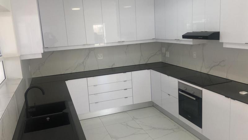 To Let 3 Bedroom Property for Rent in Fish Hoek Western Cape